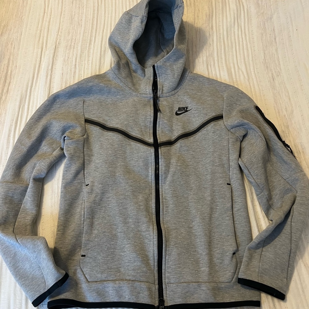 Nike Tech Zip Up